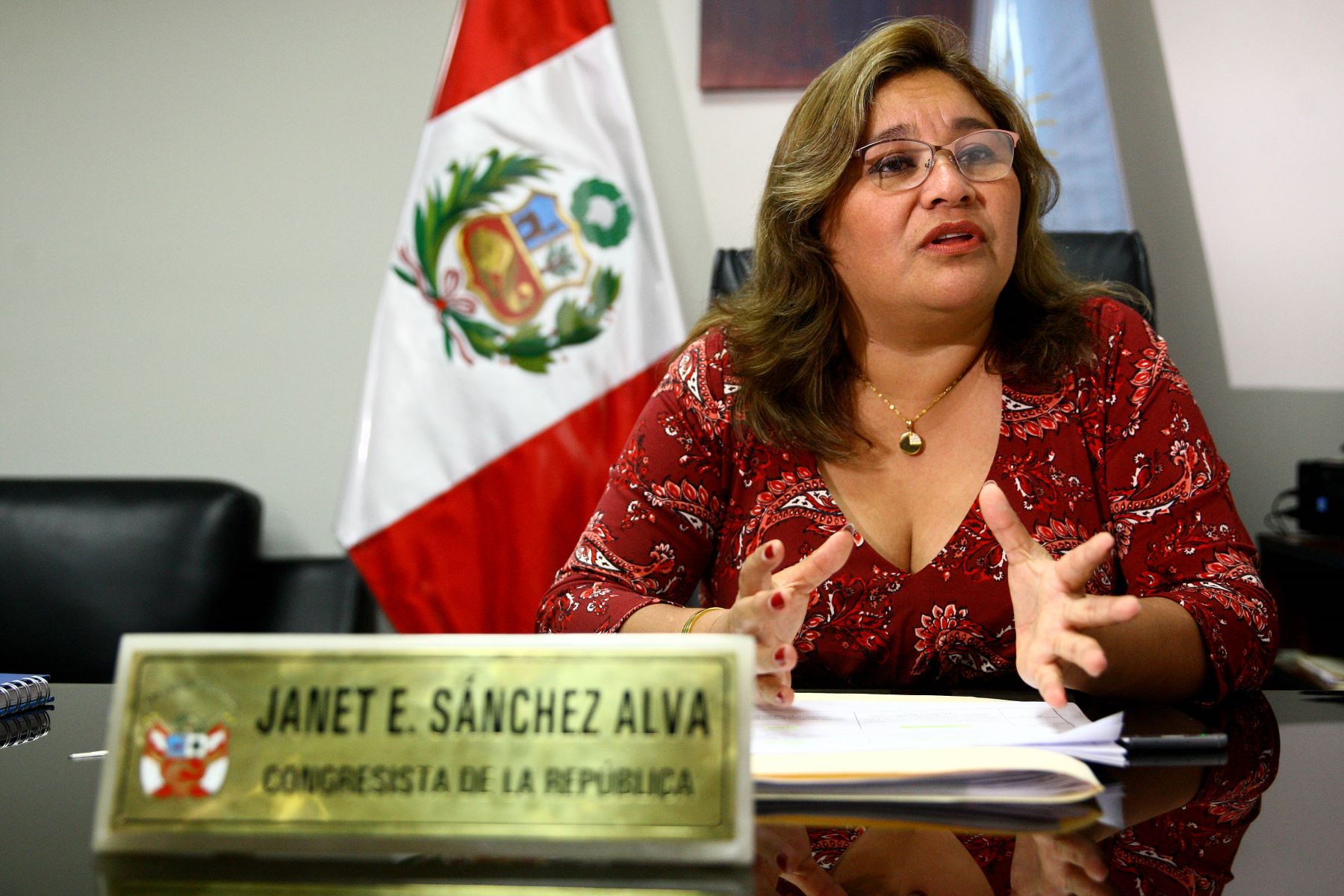 Janet Sánchez, candidata al Congreso 