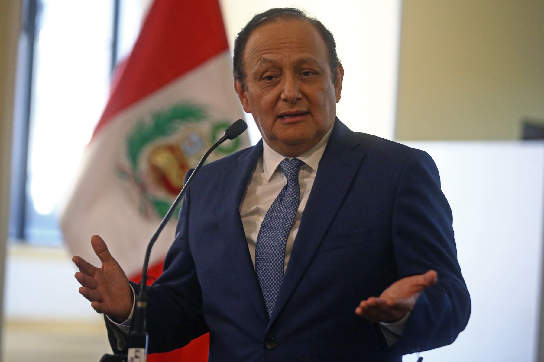 Walter Gutiérrez, Defensor del Pueblo 