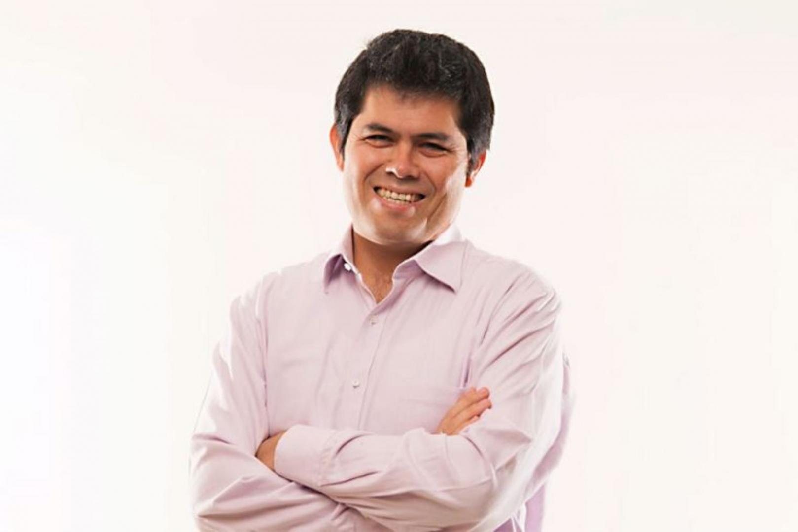 REPENSAR EL DESARROLLO. El médico e investigador habla sobre la importancia de plantear reformas a la salud pública a largo plazo.
