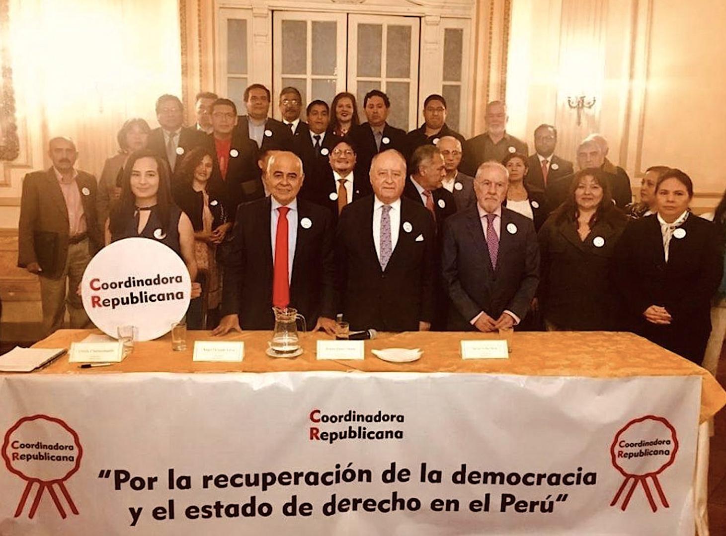 COLECTIVO. Primer ministro Antero Flores Aráoz es vicepresidente de Coordinadora Republicana.
