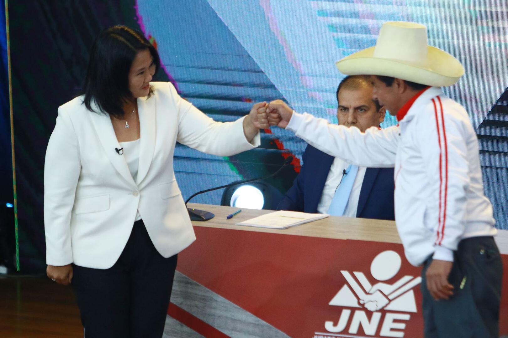 PLANES DE GOBIERNO. Las propuestas de ambos candidatos generarán efectos en el manejo económico del país.