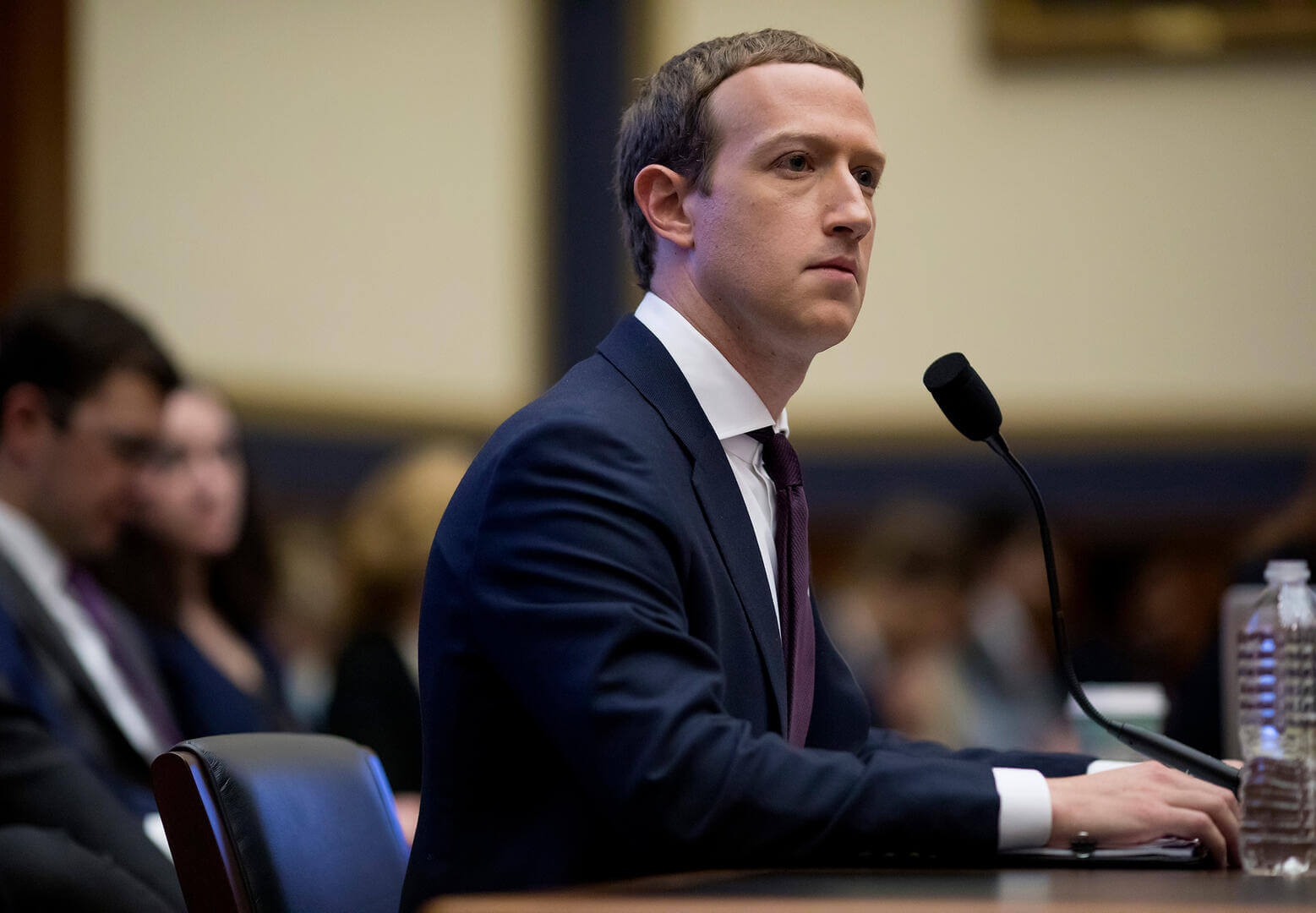 ESCÁNDALOS. Mark Zuckerberg ha empezado a batallar contra los críticos de la red social.