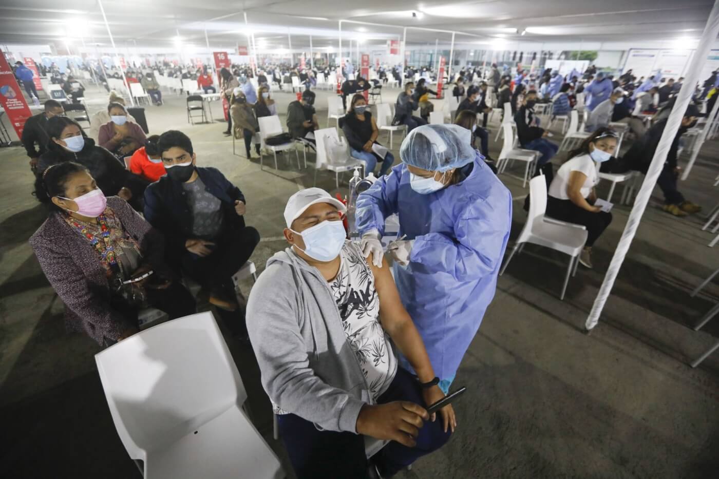 MEDIDAS. En regiones las autoridades de salud exigen a los extranjeros requisitos no contemplados en la norma del Minsa. 