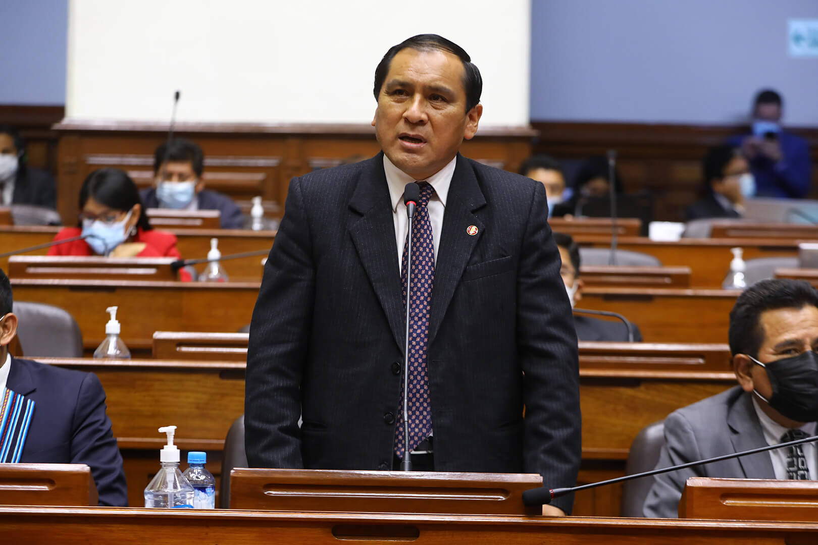 Flavio Cruz Mamani, congresista del grupo parlamentario Perú Libre. 