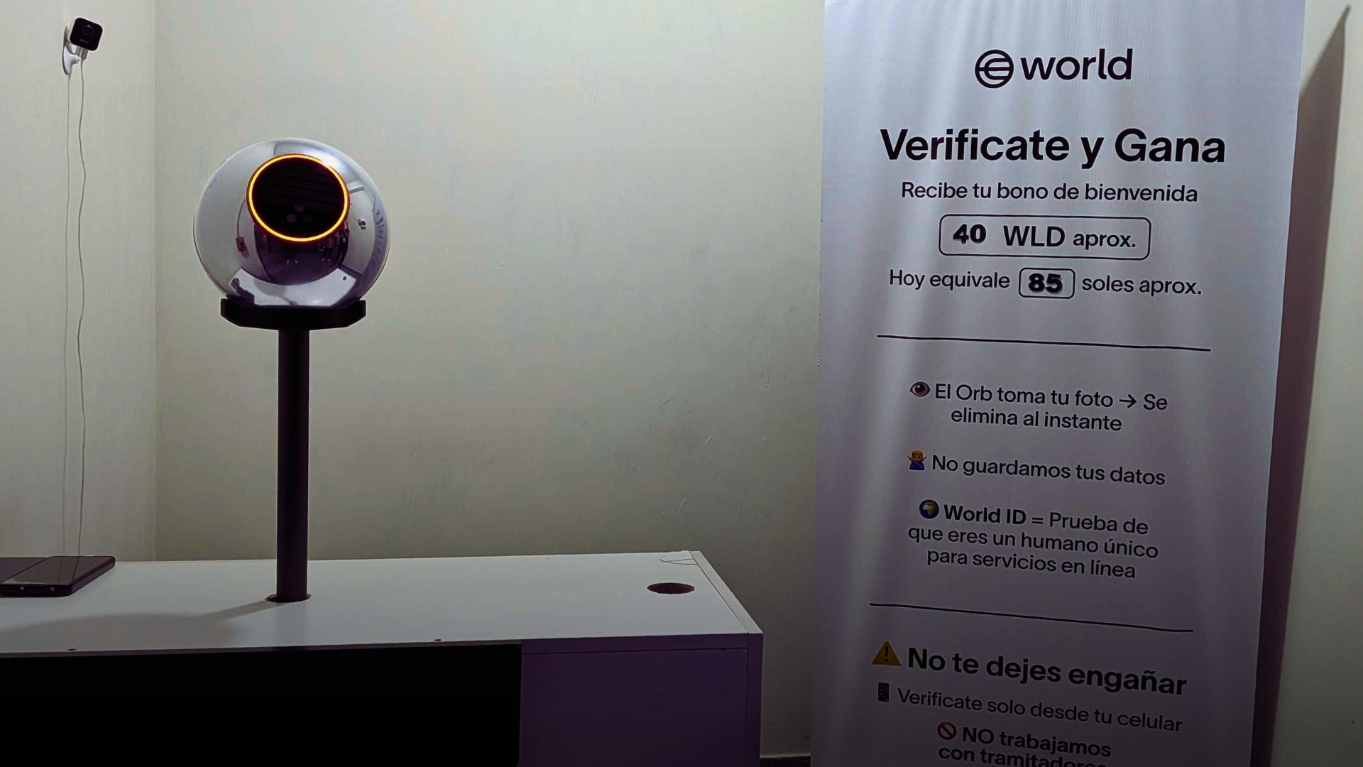 REGISTRO. En un local de la galería Compucentro de Santa Anita se encuentra uno de los orbes que aún siguen operativos en Perú.
