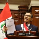 ANUNCIO. El presidente Martín Vizcarra anuncia la reforma constitucional luego de que el Congreso decidiera retener la facultad de levantar la inmunidad parlamentaria.