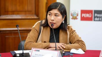 Betssy Chavez, ministra de Trabajo y congresista
