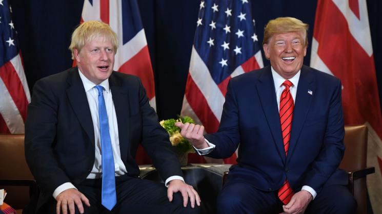 Boris Johnson y Donald Trump durante una reunión cumbre entre el Reino Unido y EE.UU.