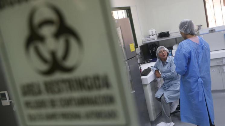 ASISTENCIA. La norma dispone que las instalaciones y el personal de las instituciones privadas de salud pasen a control del Ejecutivo si así lo requiere.