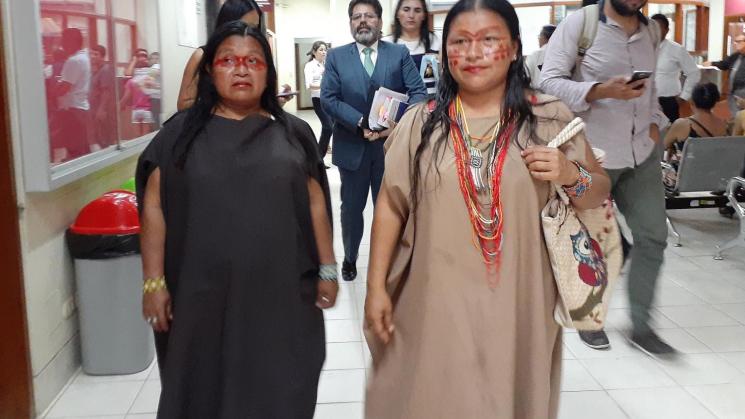 INDIGNACIÓN. Ergilia Rengifo (izquierda), esposa del dirigente asesinado Jorge Ríos, y su hija Diana Ríos (derecha) lamentaron que el caso no avance, luego de seis años de la muerte de su esposo y otros tres dirigentes de su comunidad.