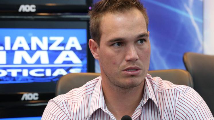 BAJO LA LUPA. Fiscalizador del Jurado Electoral de Lima Centro 1 detectó posibles omisiones de George Forsyth en su hoja de vida, que podría acarrear su exclusión.
