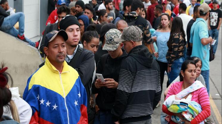 Durante el proceso electoral, los dos picos de discusión sobre la migración estuvieron relacionados con actos xenofóbicos o discriminatorios hacia migrantes y refugiados venezolanos.