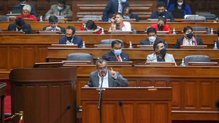 PLENO. Sesión de interpelación al ministro Iber Maraví.