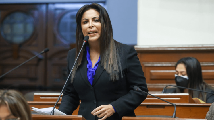 Patricia Chirinos, congresista por Avanza País.