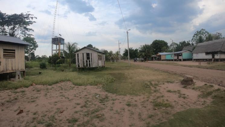 COMUNIDAD. Santa Clara de Uchunya no recibió información ni fue consultada sobre la construcción de una planta transformadora de aceite de palma del Grupo Ocho Sur. Proyecto empezó a operar en 2020.