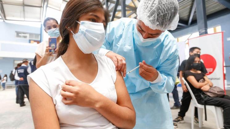 BUENA ACEPTACIÓN. La mayoría de los padres en América Latina y El Caribe está de acuerdo con vacunar a niños y adolescentes.