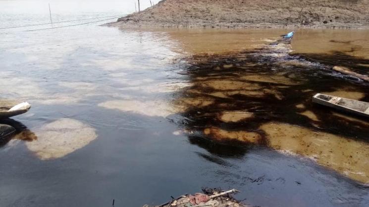 DAÑO. El pasado 16 de setiembre, unos 2.500 barriles de petróleo contaminaron la quebrada de Cuninico, afluente del río Marañón. 