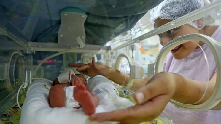 COSTOS. Tratar una infección por bacterias resistentes en un recién nacido cuesta USD 349, es decir, más que un sueldo mínimo.