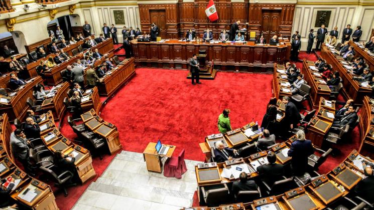 PANORAMA INCIERTO. Hoy el Congreso aprobó la moción de confianza, pero el destino del referéndum sigue siendo incierto.
