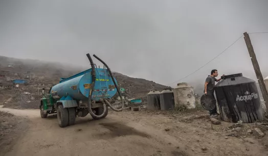 EL AGUA MÁS CARA. Los vecinos Virgen de Lourdes pagan hasta 10 veces más por el metro cúbico de agua que los limeños con acceso a la red de Sedapal.