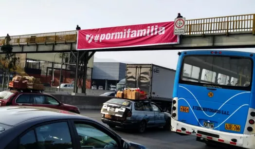 CAMPAÑA. La iniciativa del publicista Robby Ralston, quien asegura que no ha recibido financiamiento externo, comparte anuncios en Facebook e Instagram, así como pancartas en las principales avenidas de Lima.