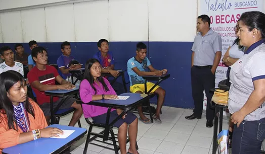DESAFÍOS. Beca 18 debe mejorar sus procedimientos para lograr que los alumnos indígenas terminen su carrera. 