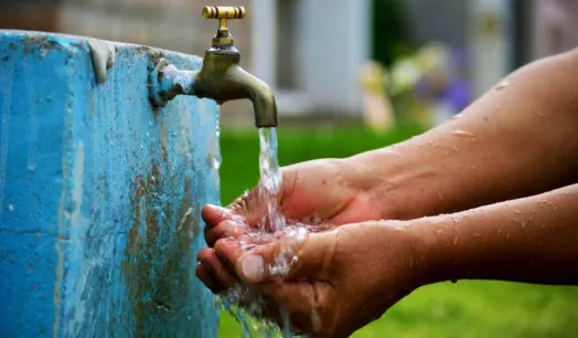 ACCESO LIMITADO. Pese a ser uno de los países con mayor cantidad de reserva de agua, la mitad de los peruanos no tiene acceso a ella. 