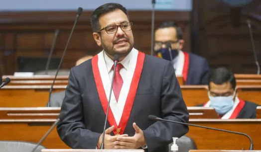 Es falsa la versión del congresista Zeballos sobre que formas de sancionar el gota a gota no están reguladas por normas