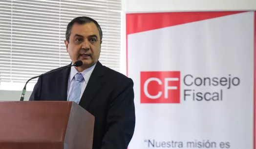 RETIRO. Carlos Oliva Neyra ocupa el cargo de presidente del Consejo Fiscal desde diciembre de 2020.
