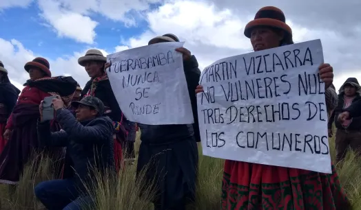 PROTESTA. La comunidad campesina Fuerabamba exige la liberación de su presidente y asesores legales, como requisito previo al diálogo con el Gobierno peruano.