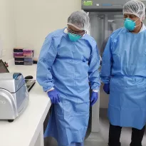 ANÁLISIS. El laboratorio de Loreto, una de las regiones más afectadas por Covid-19, tiene una alta demanda de muestras diarias. 