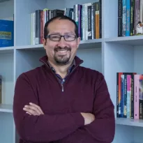 POSTERGACIÓN. De acuerdo a Guillermo Salas, un Estado que vela por el bienestar común debe combatir el trato diferenciado a las poblaciones más vulnerables.