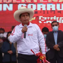 PROPAGANDA. Los anuncios difundidos alertan sobre el entorno de Pedro Castillo de Perú Libre, y sus alusiones a “quedarse en el poder".