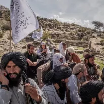 PRESENCIA. Integrantes de los talibanes el año pasado en Lagmán, Afganistán.