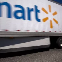 SIN DATOS. Walmart dijo que es difícil medir con precisión las contribuciones de carbono de sus muchos proveedores.