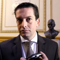 Es falsa la versión del candidato Miguel Torres acerca de que Fuerza Popular no apoyó el primer intento de vacancia a Vizcarra