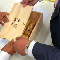 INVESTIGACIÓN. Un lingote de oro de 5,31 kilos, valorizado en USD 600 mil, destapó un caso de presunto lavado de activos que involucra a una empresa de Puno.