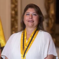 Es falsa la versión de Roxana Rocha acerca de que las cédulas del recuento de votos no tienen doblez ni la firma de los miembros de mesa