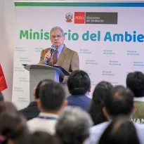 CAMBIOS. El ministro del Ambiente, Vladimiro Huaroc, señaló que la reorganización del sector se extenderá por cuatro meses.