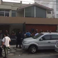 ALLANADOS. Operativo en local de Surco empezó a las 9 de la mañana. Fiscalía buscaba documentos originales que sustenten informes económicos de Fuerza Popular.