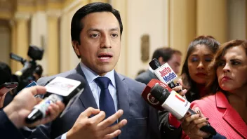 Gilbert Violeta, integrante de la Comisión Permanente