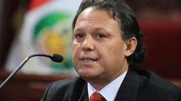 Carlos Mesía
