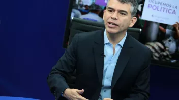 Julio Guzmán 