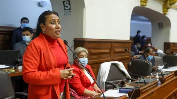Es falsa la versión de la congresista Medina acerca de que se sometió a consulta previa la modificación a la Ley Forestal