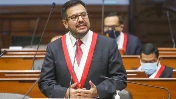 Es falsa la versión del congresista Zeballos sobre que formas de sancionar el gota a gota no están reguladas por normas