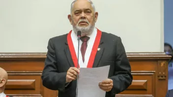 Es engañoso el dato de Montoya acerca de que su bancada votó contra el Reinfo