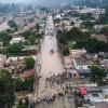 GOLPE. Lluvias provocaron la muerte de más de 50 personas y la destrucción de calles y viviendas.